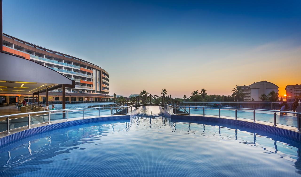 Lonicera Resort & Spa Hotel เอาซัลลาร์ ภายนอก รูปภาพ